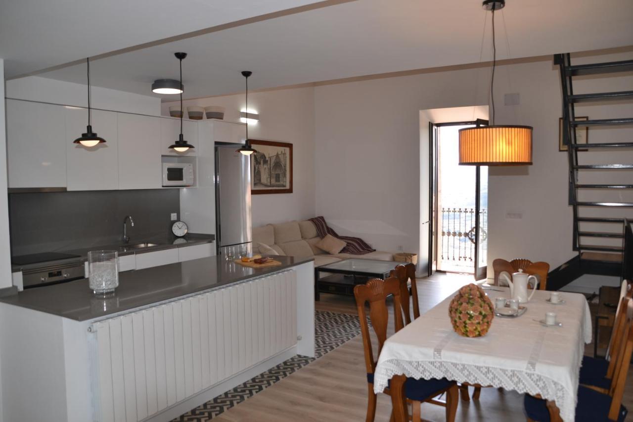 Duplex Dels Estudis Apartment Морела Екстериор снимка